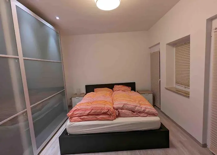 Feel Comfortable In Peace At Erfurt's New Gates Daire *